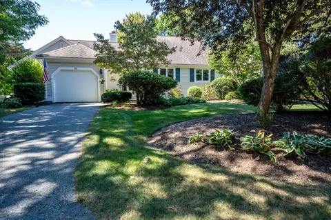84 Pine Hill Blvd, Mashpee, MA 02649 photo 17