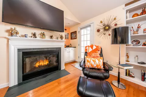 84 Pine Hill Blvd, Mashpee, MA 02649 photo 7