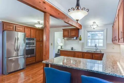 150 Meadow Dr, Eastham, MA 02642 photo 5