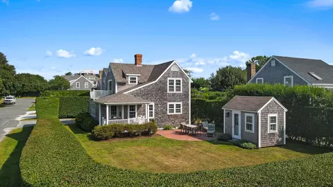 15 Sconset Ave, Nantucket, MA 02554