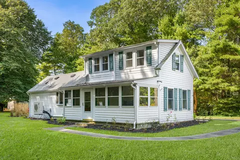129 Great Neck Rd, Wareham, MA 02571 photo 4