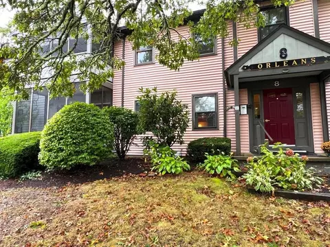 14 Harold St #8-B, Harwich Port, MA 02646