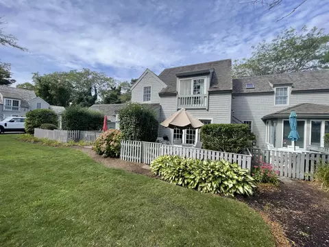 Exterior - 4 Colemans Way, Mashpee, MA 02649 photo 1 of 8