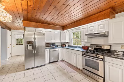3 Fathom Ln, Wareham, MA 02571 photo 6