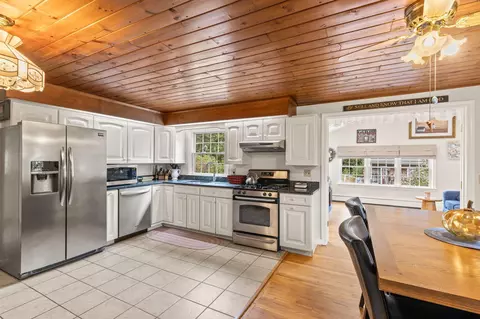 3 Fathom Ln, Wareham, MA 02571 photo 7
