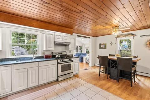 3 Fathom Ln, Wareham, MA 02571 photo 10