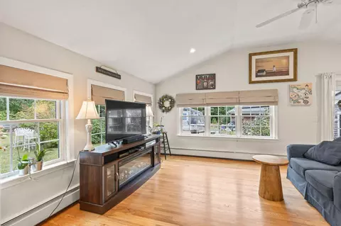 3 Fathom Ln, Wareham, MA 02571 photo 12