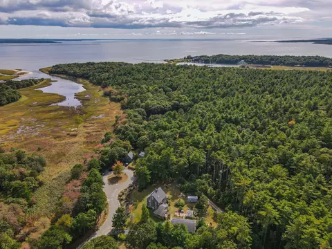3 Fathom Ln, Wareham, MA 02571 photo 2