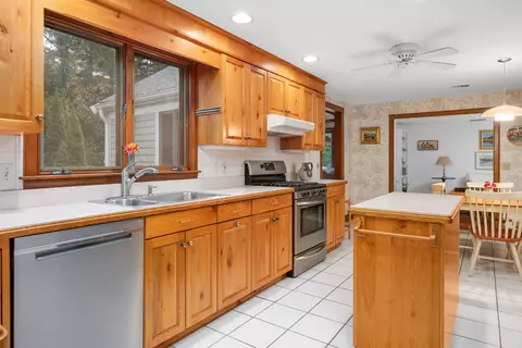 33 Oxner Rd, Centerville, MA 02632 photo 11