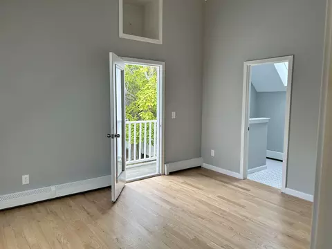 Bedroom - 83 Marion Rd, Wareham, MA 02571 photo 1 of 7