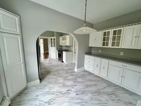 Kitchen - 83 Marion Rd, Wareham, MA 02571 photo 1 of 2