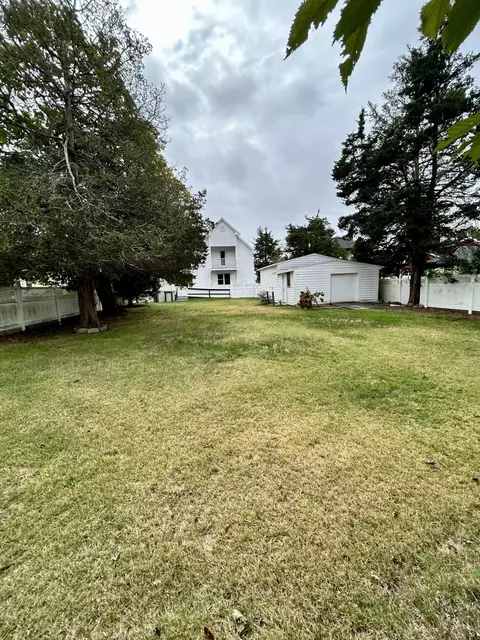 Exterior - 83 Marion Rd, Wareham, MA 02571 photo 8 of 11