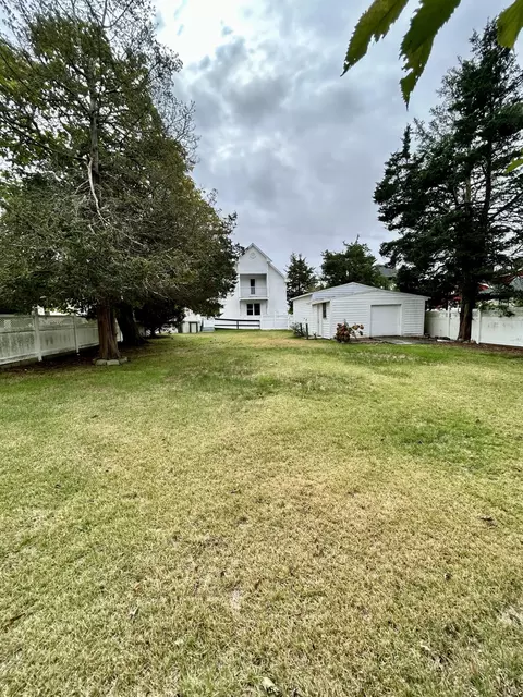 Exterior - 83 Marion Rd, Wareham, MA 02571 photo 9 of 11