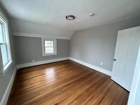 Bedroom - 83 Marion Rd, Wareham, MA 02571 photo 6 of 7