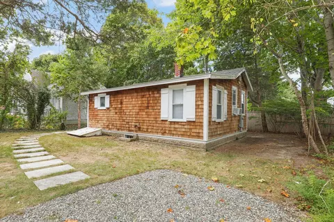 55 Sunset Ln, Osterville, MA 02655 photo 4