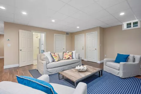 Living - 71 Sunset Ln, Barnstable, MA 02630 photo 5 of 6