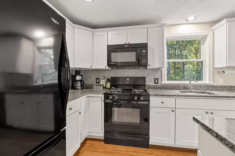 24 Shipwreck Dr, Mashpee, MA 02649 photo 10