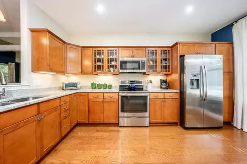 Kitchen - 12 Atlantic Ct, Mashpee, MA 02649 photo 1 of 2
