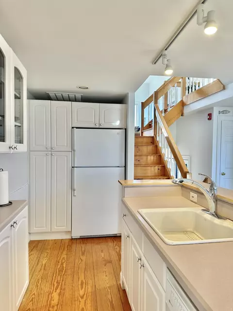 500 Ocean St #18, Hyannis, MA 02601 photo 14