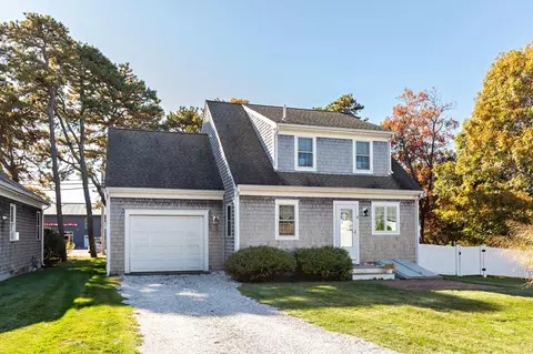 Exterior - 4 Dory Ln, Eastham, MA 02642 photo 2 of 6