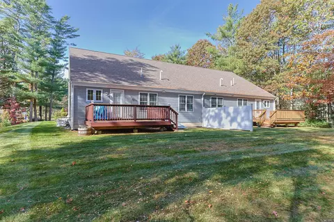Exterior - 4 Rock Marsh Rd # B, Wareham, MA 02571 photo 6 of 9