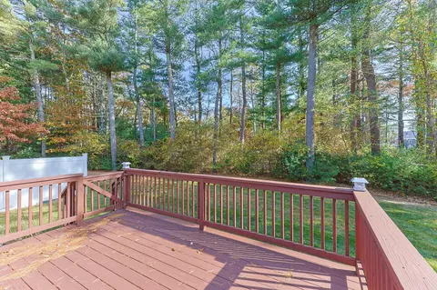 Exterior - 4 Rock Marsh Rd # B, Wareham, MA 02571 photo 8 of 9