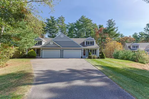 Exterior - 4 Rock Marsh Rd # B, Wareham, MA 02571 photo 2 of 9