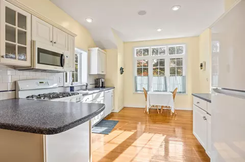 21 Snead Dr, Mashpee, MA 02649 photo 7