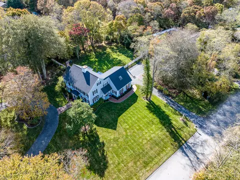 115 Main St, Cotuit, MA 02635 photo 5