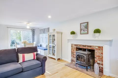 23 Kimberly Way, Cotuit, MA 02635 photo 5