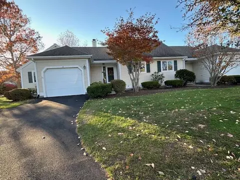 Exterior - 12 Chippers Ln, Mashpee, MA 02649 photo 7 of 9