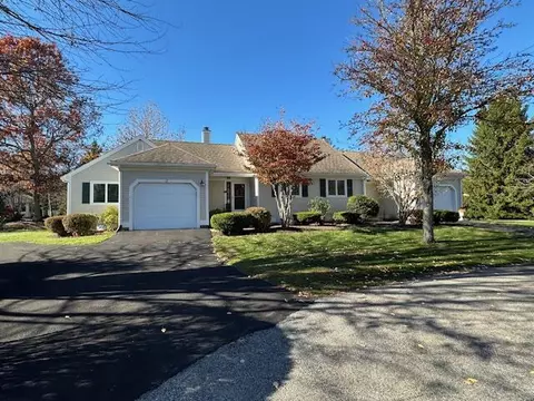 Other - 12 Chippers Ln, Mashpee, MA 02649 photo 1 of 12
