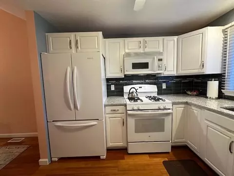 Kitchen - 12 Chippers Ln, Mashpee, MA 02649 photo 1 of 4