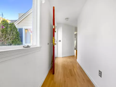 16 Mainsail Cir, Mashpee, MA 02649 photo 5