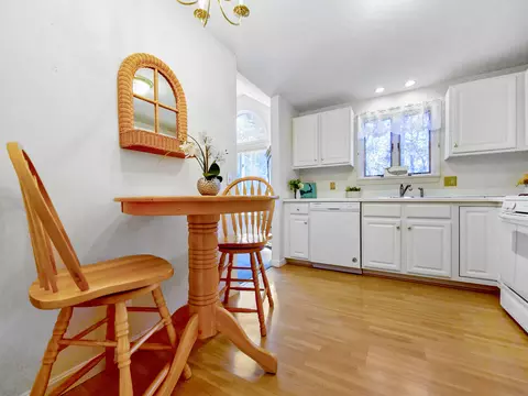 16 Mainsail Cir, Mashpee, MA 02649 photo 10