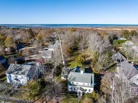 116 Main St, Yarmouth Port, MA 02675