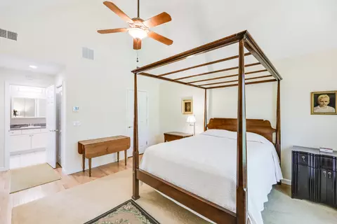 Bedroom - 18 Gold Leaf Ln, Mashpee, MA 02649 photo 3 of 4