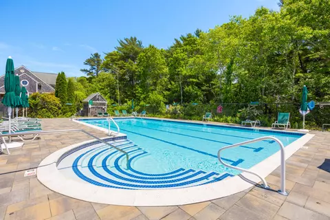 Exterior - 18 Gold Leaf Ln, Mashpee, MA 02649 photo 10 of 11
