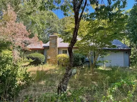 737 Thousand Oaks Dr, Brewster, MA 02631