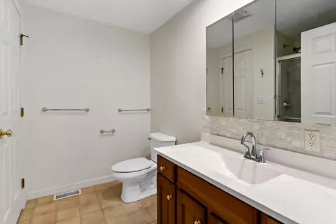 19 Executive Dr, Mashpee, MA 02649 photo 19