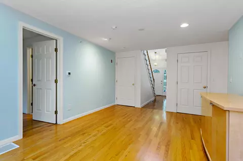19 Executive Dr, Mashpee, MA 02649 photo 5