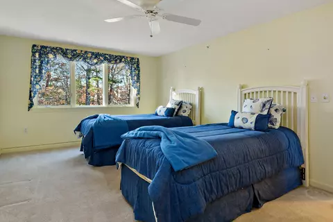 19 Executive Dr, Mashpee, MA 02649 photo 25