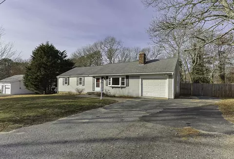 67 Thoreau Dr, Centerville, MA 02632 photo 3