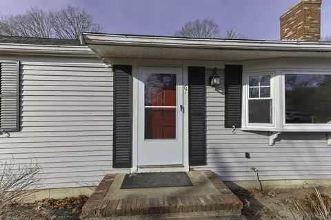 67 Thoreau Dr, Centerville, MA 02632 photo 4