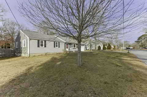 67 Thoreau Dr, Centerville, MA 02632 photo 2