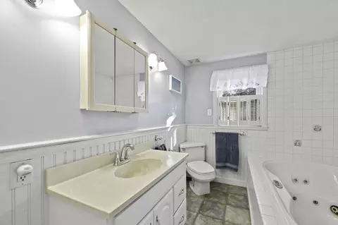 288 Arrowhead Dr, Hyannis, MA 02601 photo 17