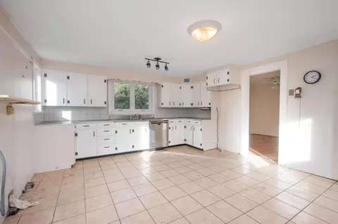 29 Head Of The Bay Rd, Buzzards Bay, MA 02532 photo 6