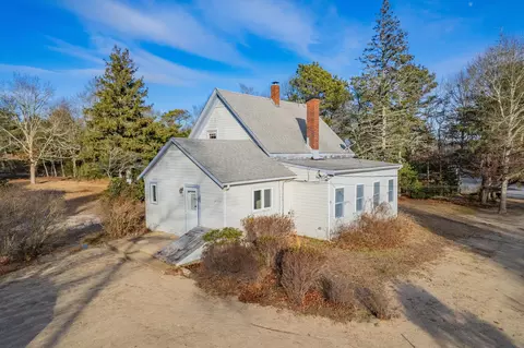 29 Head Of The Bay Rd, Buzzards Bay, MA 02532 photo 1
