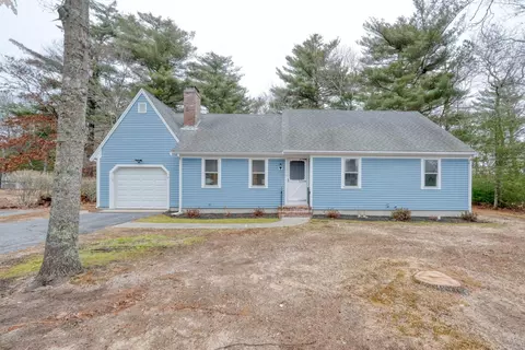 7 Juniper Dr, Mashpee, MA 02649 photo 2