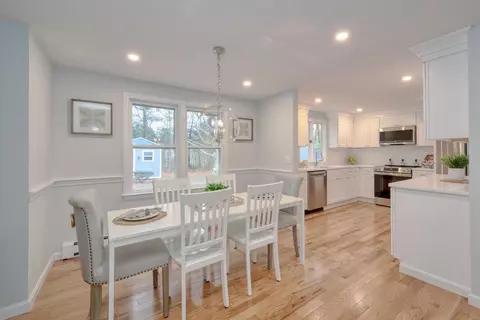 7 Juniper Dr, Mashpee, MA 02649 photo 6